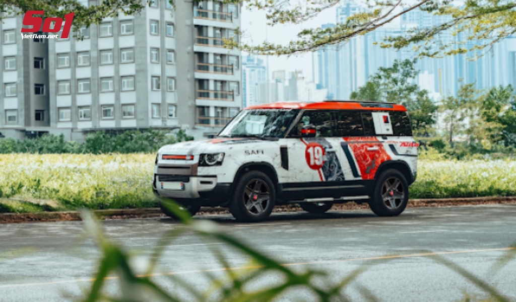 Land Rover Defender của đại gia Nguyễn Hoàng Anh